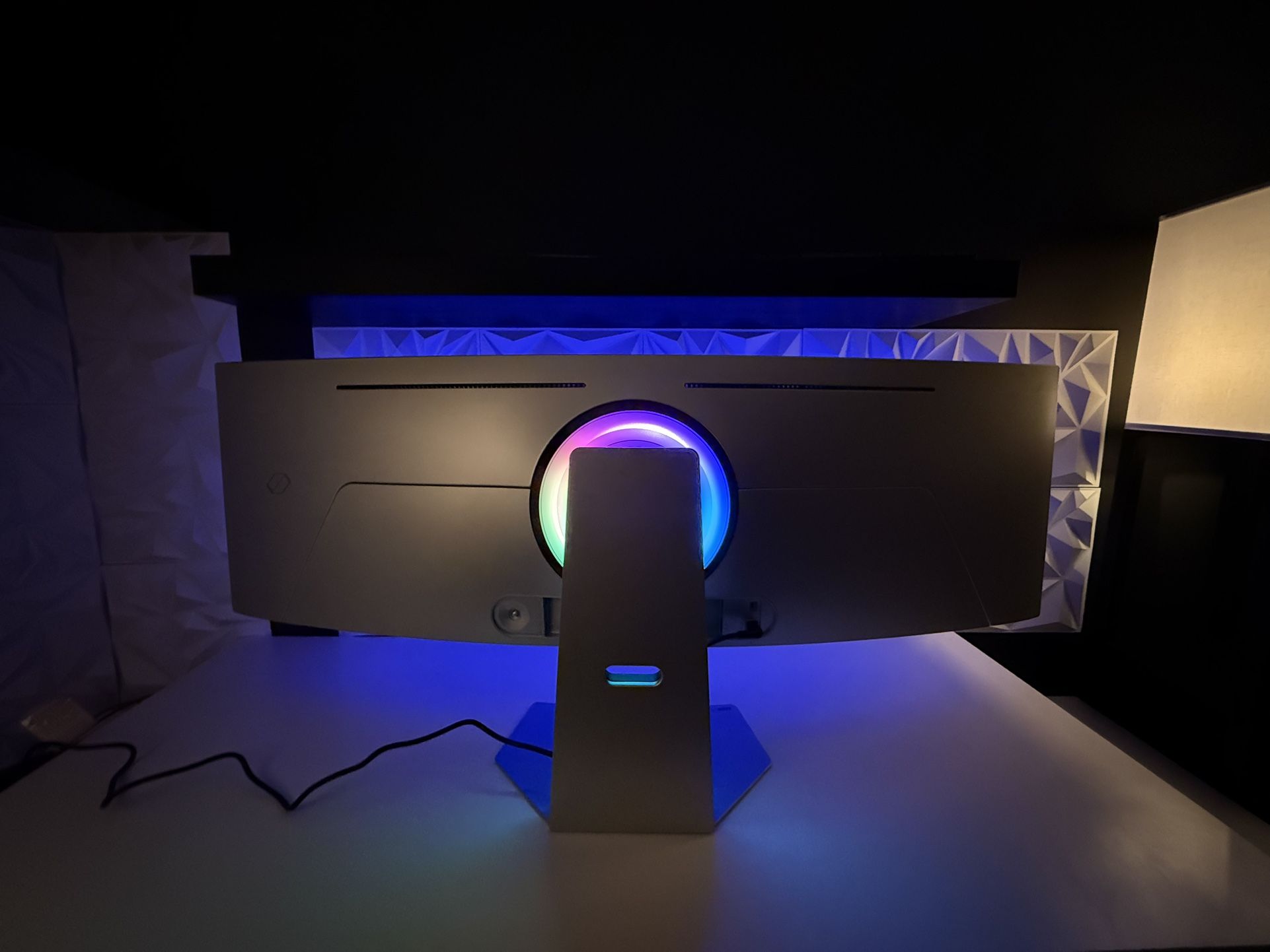 4FT OLED+ Curved Monitor 240FPS