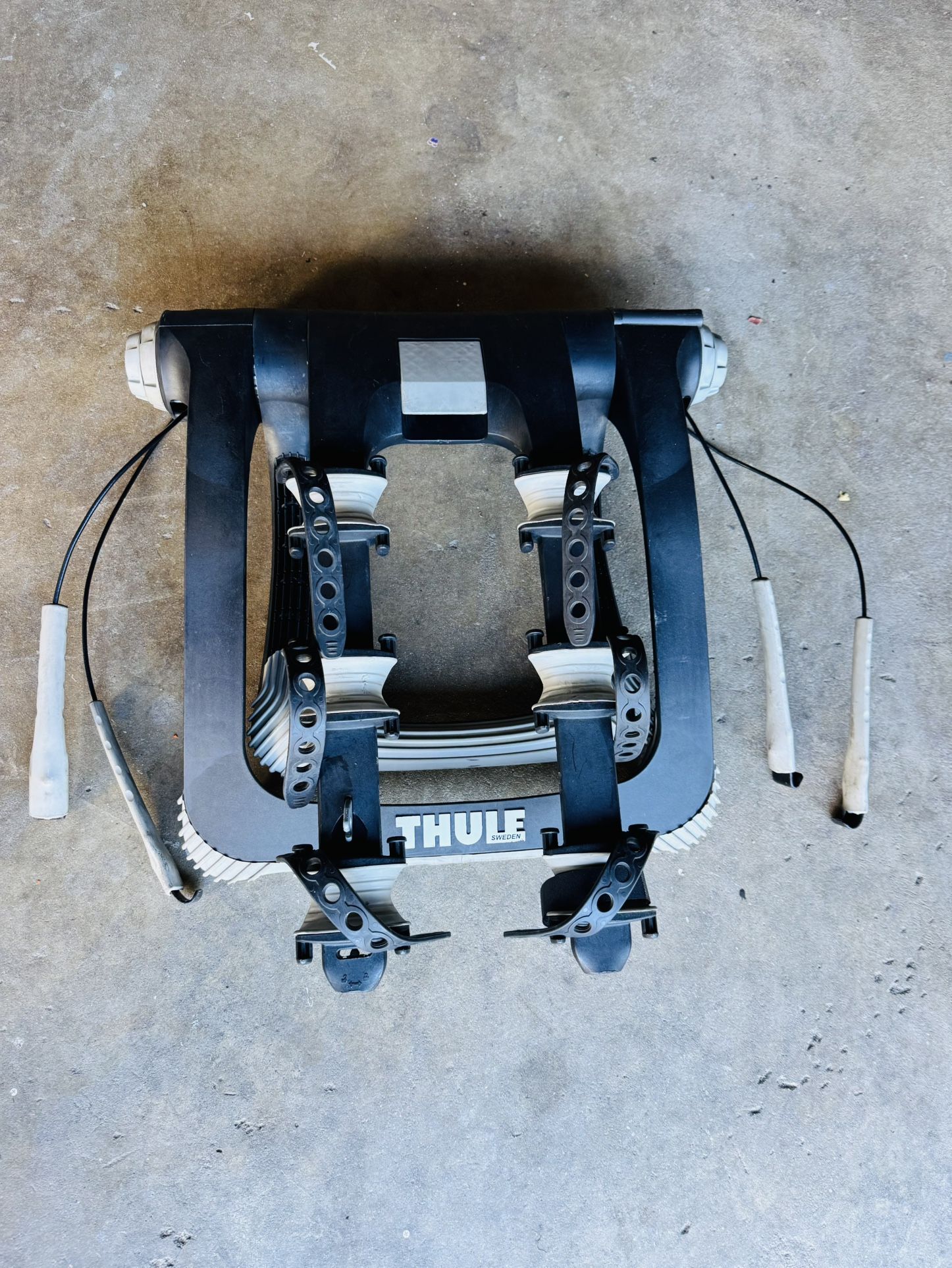 Thule Raceway Pro Bike Rack for 3 Bikes