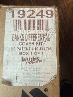 Bank’s differential cover  brand new black