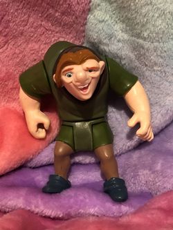 4” Disney Hunchback of Notre Dame figurine with moveable arms and legs ! Toy sale! Free gift with purchase !