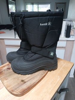 Men's Size 12 Kamik Snow Boots / Rain Boots In Brand New Condition