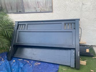 King bed frame