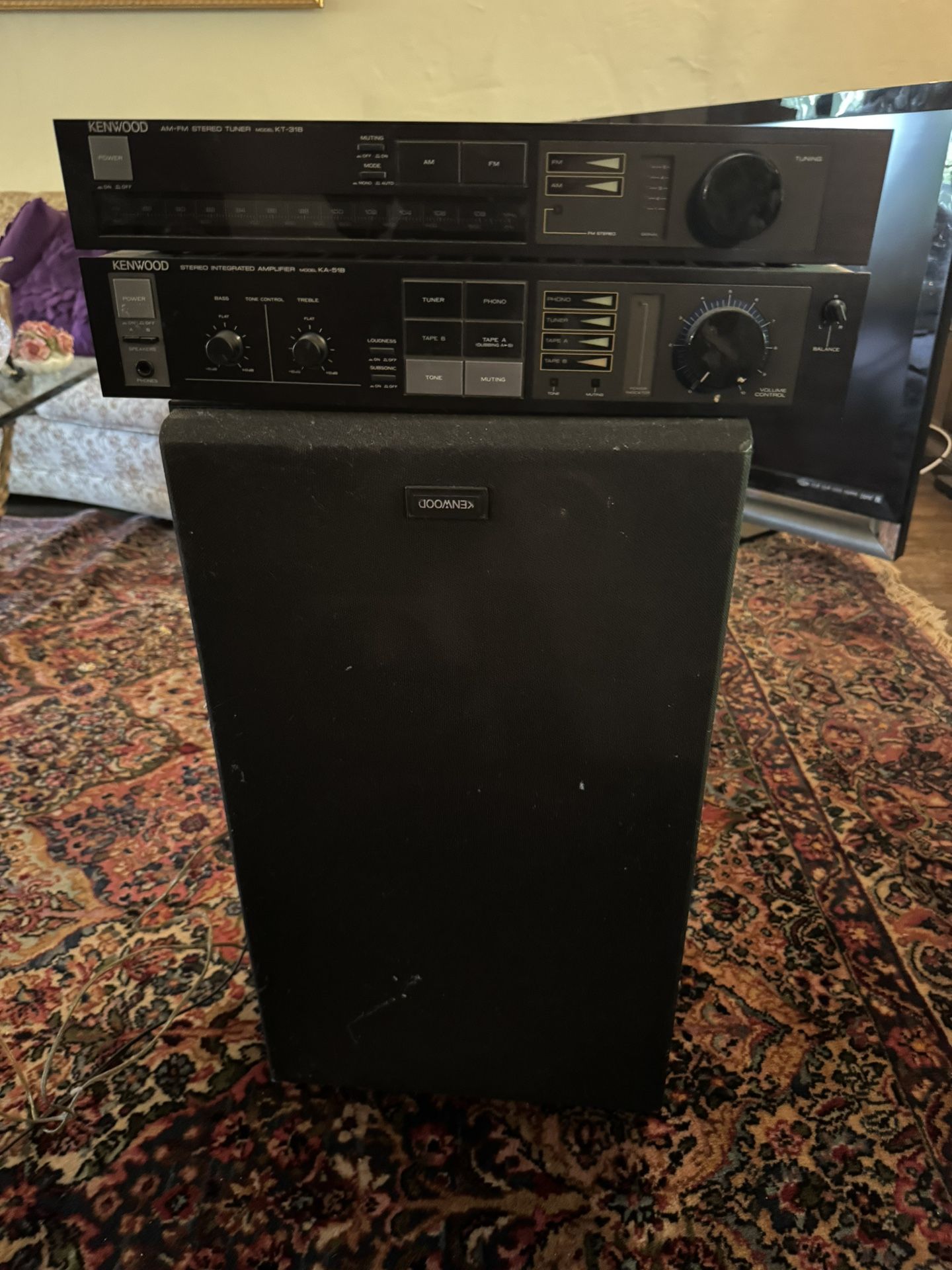 Kenwood Stereo