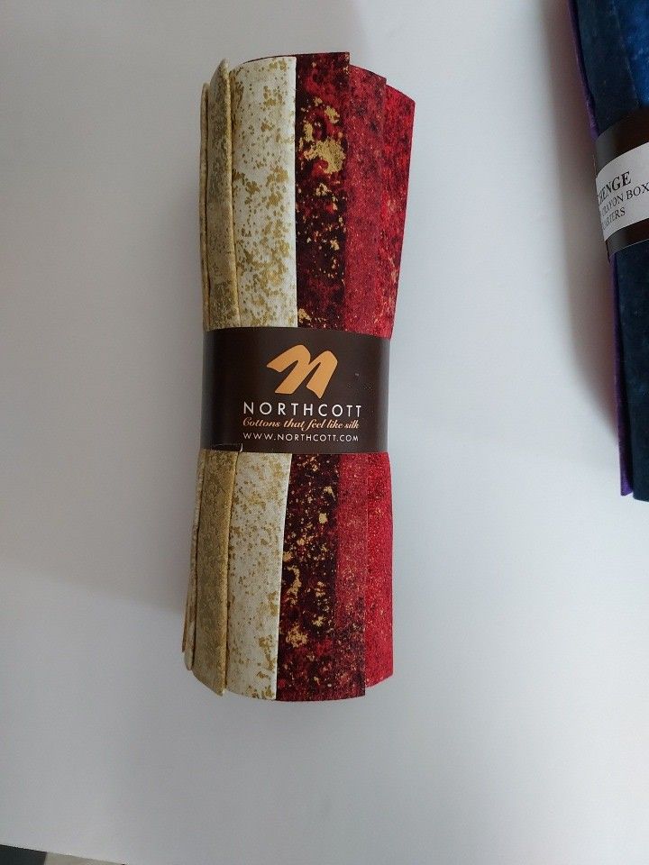 Northcott Stonehenge Fat Quarters Fabric Bundle "Happy Holidays" 12 Pieces NEW