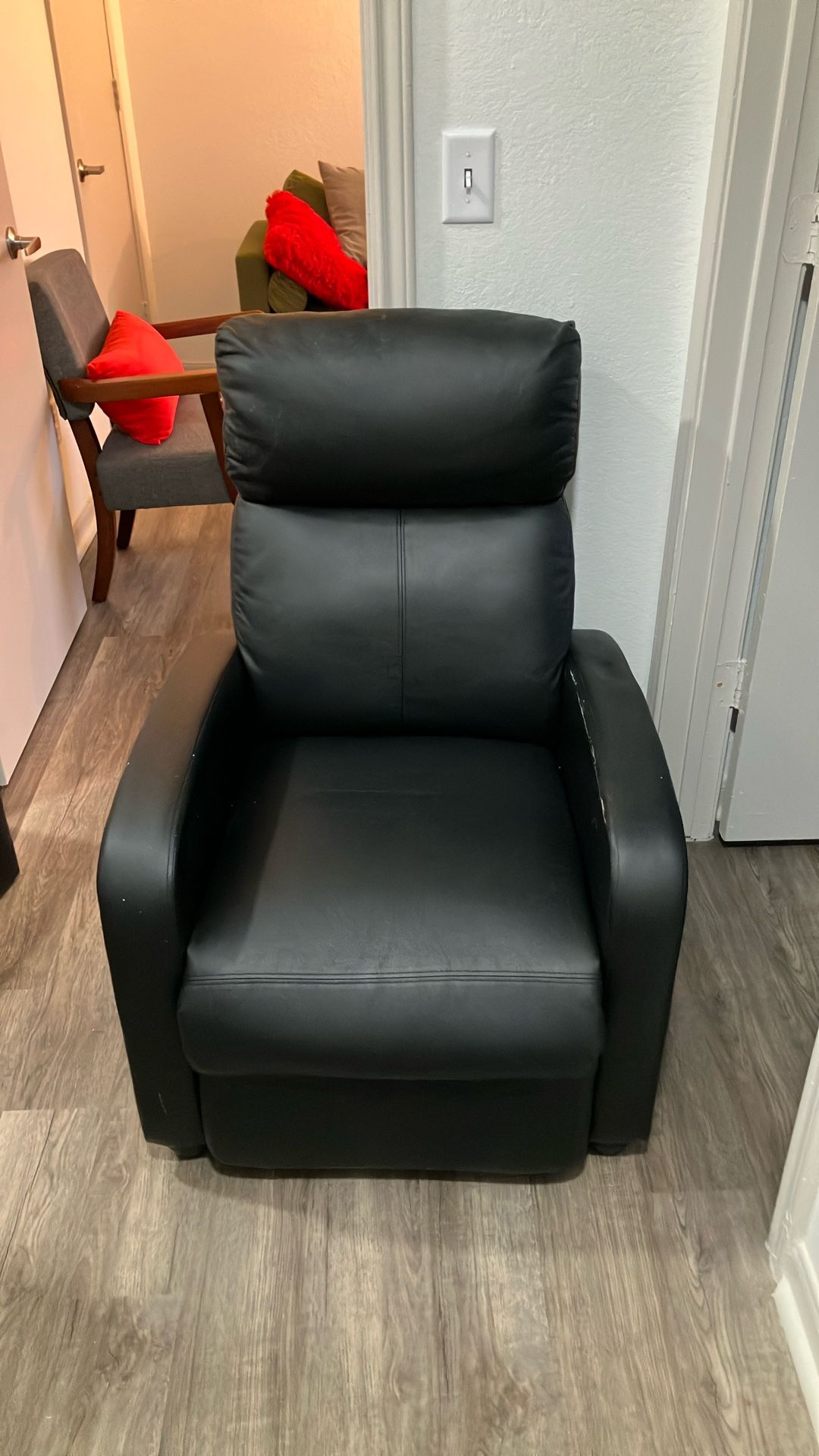 Black Recliner Chairs