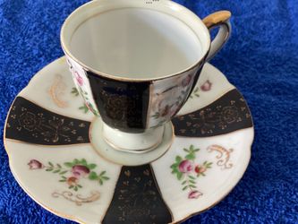 Vtg. Demitasse Cup & Saucer Black White Pattern Red Flowers Porcelain  Gold Accents
