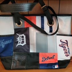 Bradford Exchange Detroit Tigers Patchwork team logo Tote Bag handbag. NWOT