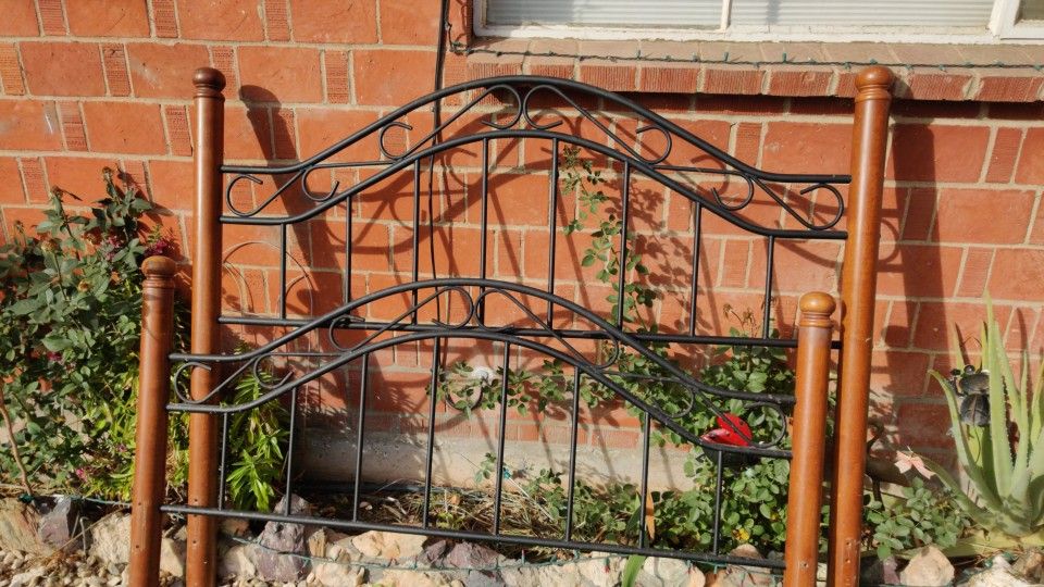 CabeceraPiecera Y Base Del Colchon $50