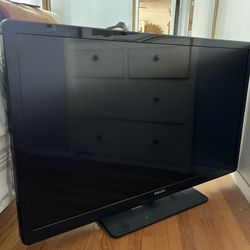 Philips 50’ LCD TV