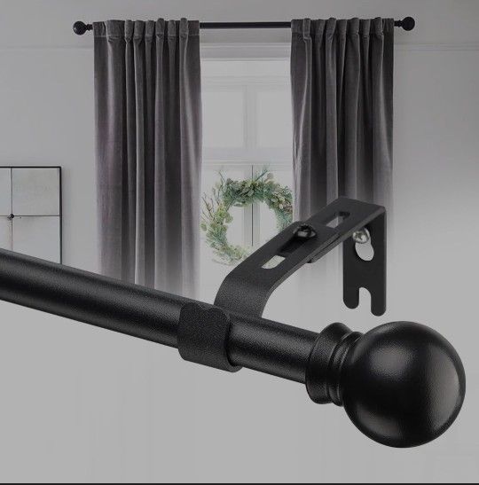 Big Size Curtain Rod with Hooks