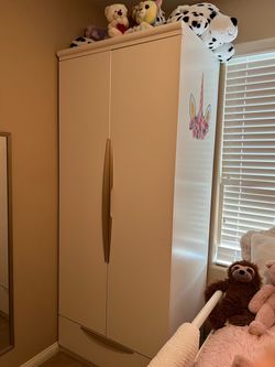 Wwardrobe
