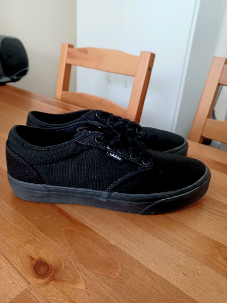 Excellent Condition! VANS All Black Mens 7.5