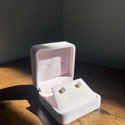 GRA Moissanite, Round Brilliant 6.5mm D, 1CT GRA Certified