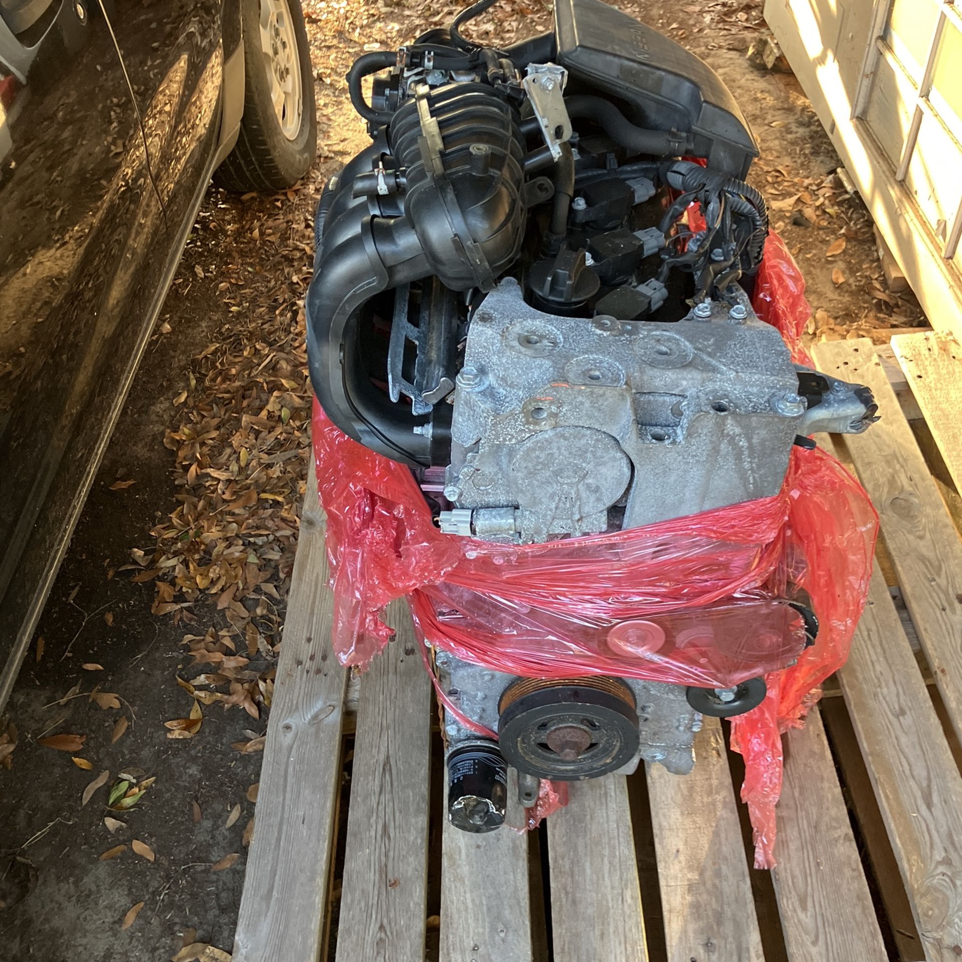 Use 2010 Nissan Rd. motor 60,000 miles