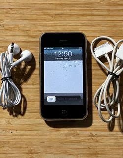 Apple iPhone 3G 8GB Black Model A1241