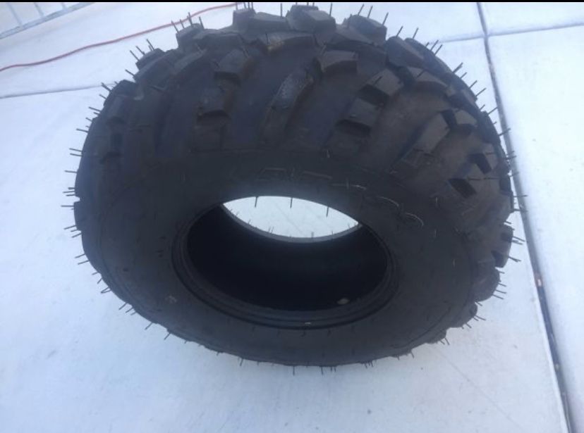 ATV Tire - 24x8-11 ( Carlisle AT489)