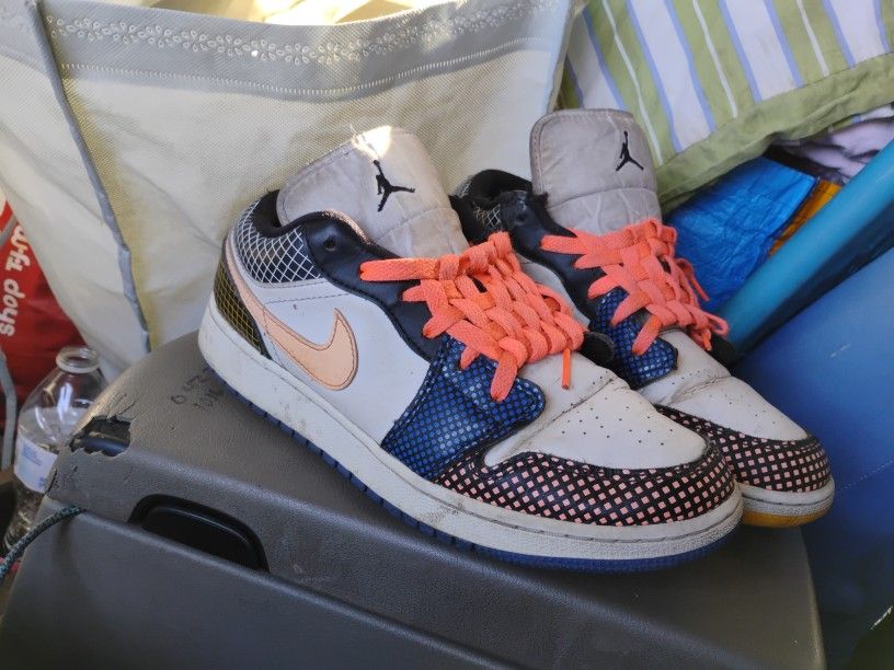 Jordan 1's Low Multicolor