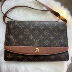 Vintage Louis Vuitton Shoulder Bag 