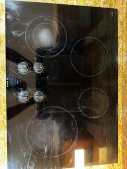 Bosch Black Electric Ceramic Cooktop