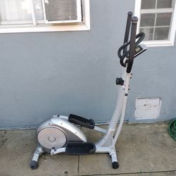 Sunny Health & Fitness SF-E3608 Magnetic Elliptical Machine with Device Holder, LCD and Pulse Monitor