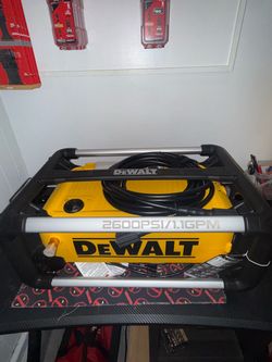 DeWalt 2600 PSI Electric Pressure Washer