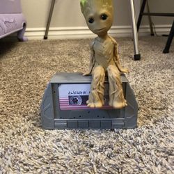 Disney Marvel Guardians of the Galaxy Vol 2 Dancing Groot Speaker
