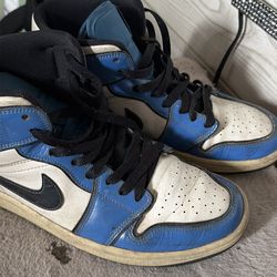 Jordan 1 Signal Blue