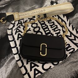 MARC JACOBS 