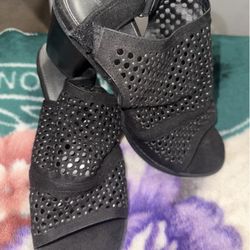 Avenue Brand Heels