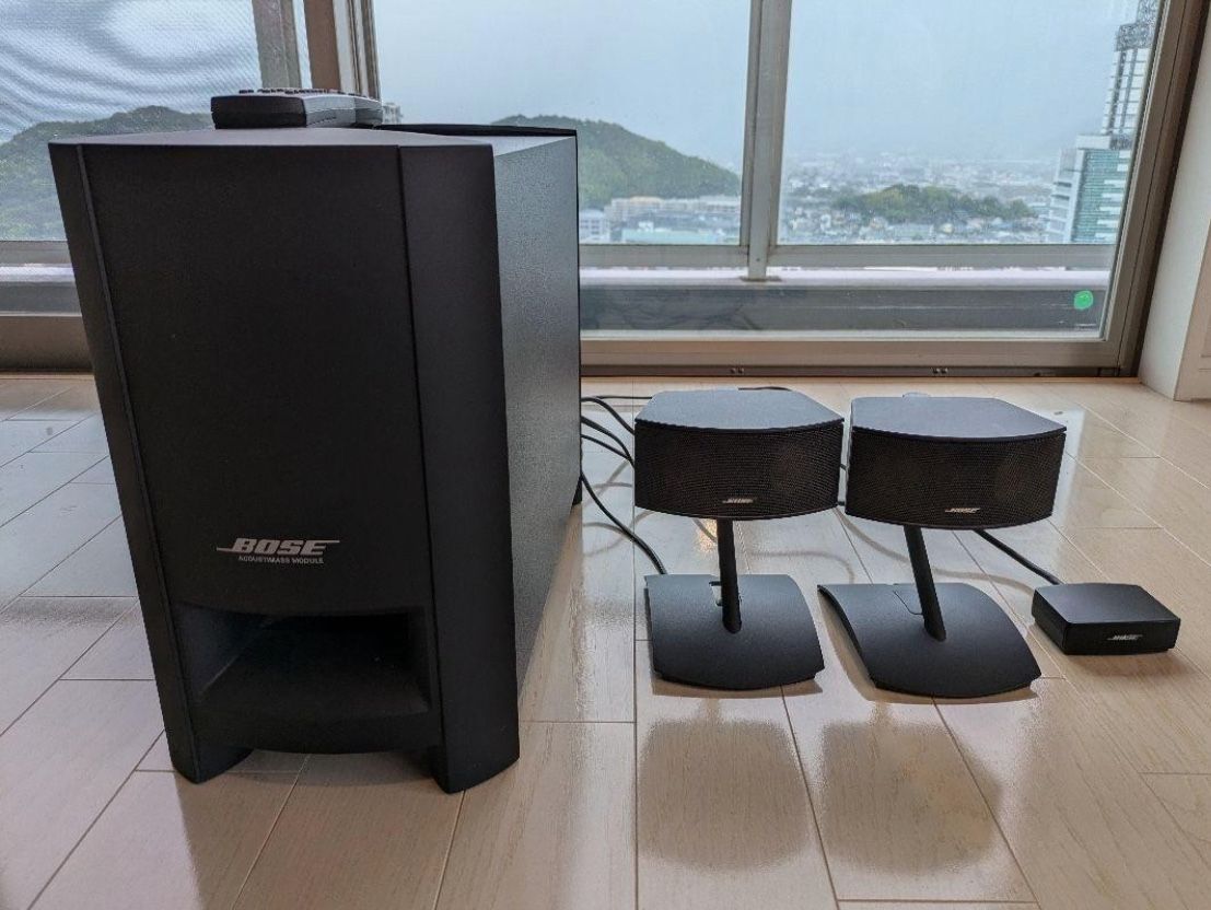BOSE Home Theater System with 2 Subwoofers/6 BOSE Speakers and 4 Stands