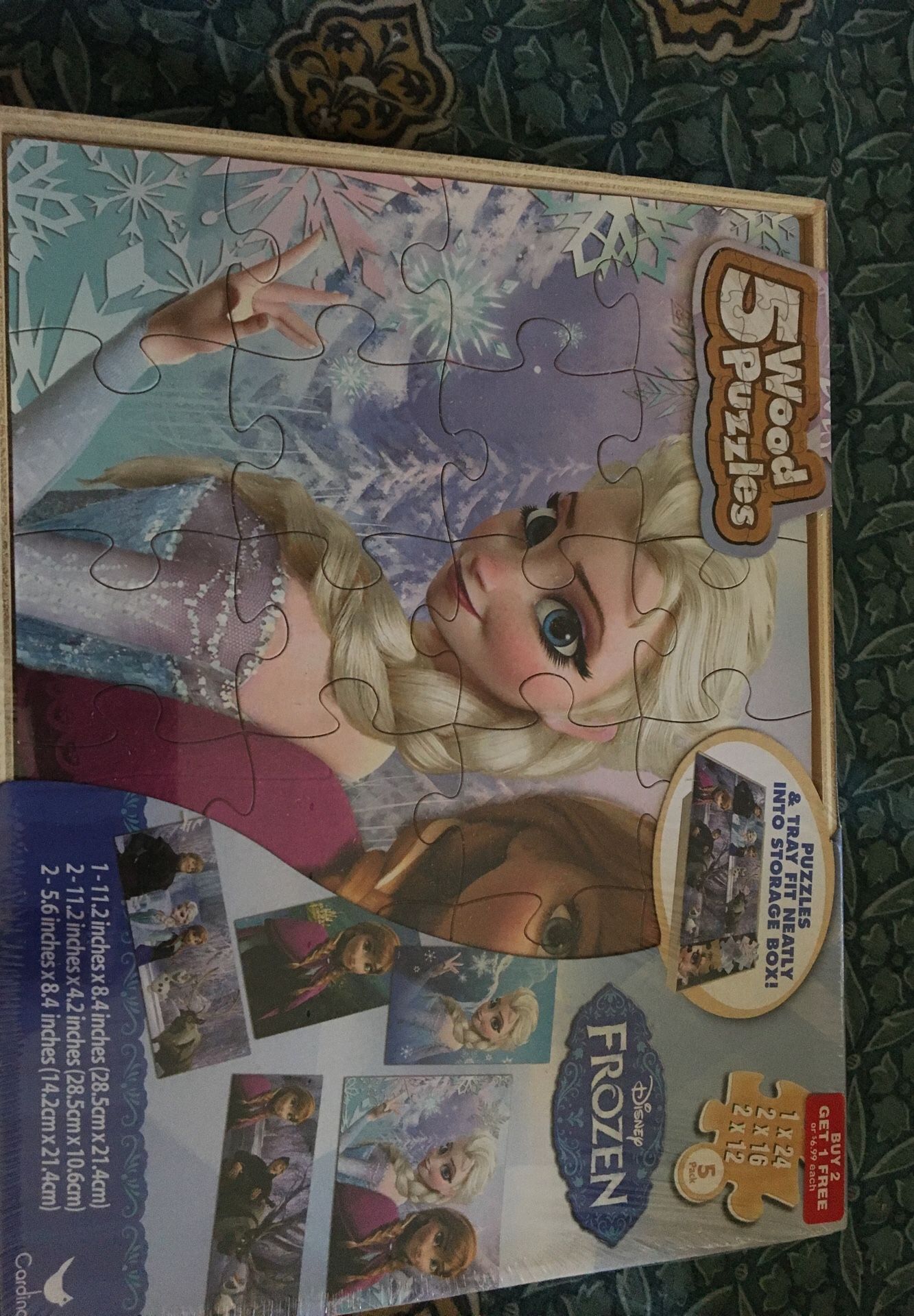 Frozen wood puzzle