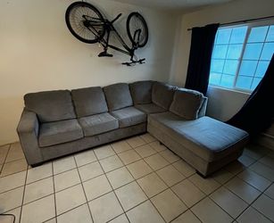 L-shaped sectional couch