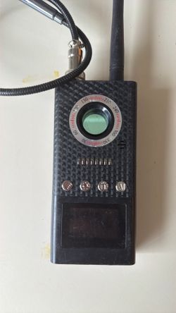 Pro Hidden Camera Detector Spy Camera Bug Finder GPS Tracker for Travel Hotels