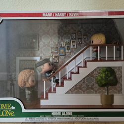 Deluxe Funko Pop! Moment Home Alone Marv/Harry/Kevin