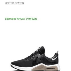 Brand New Women’s Nike Size 9