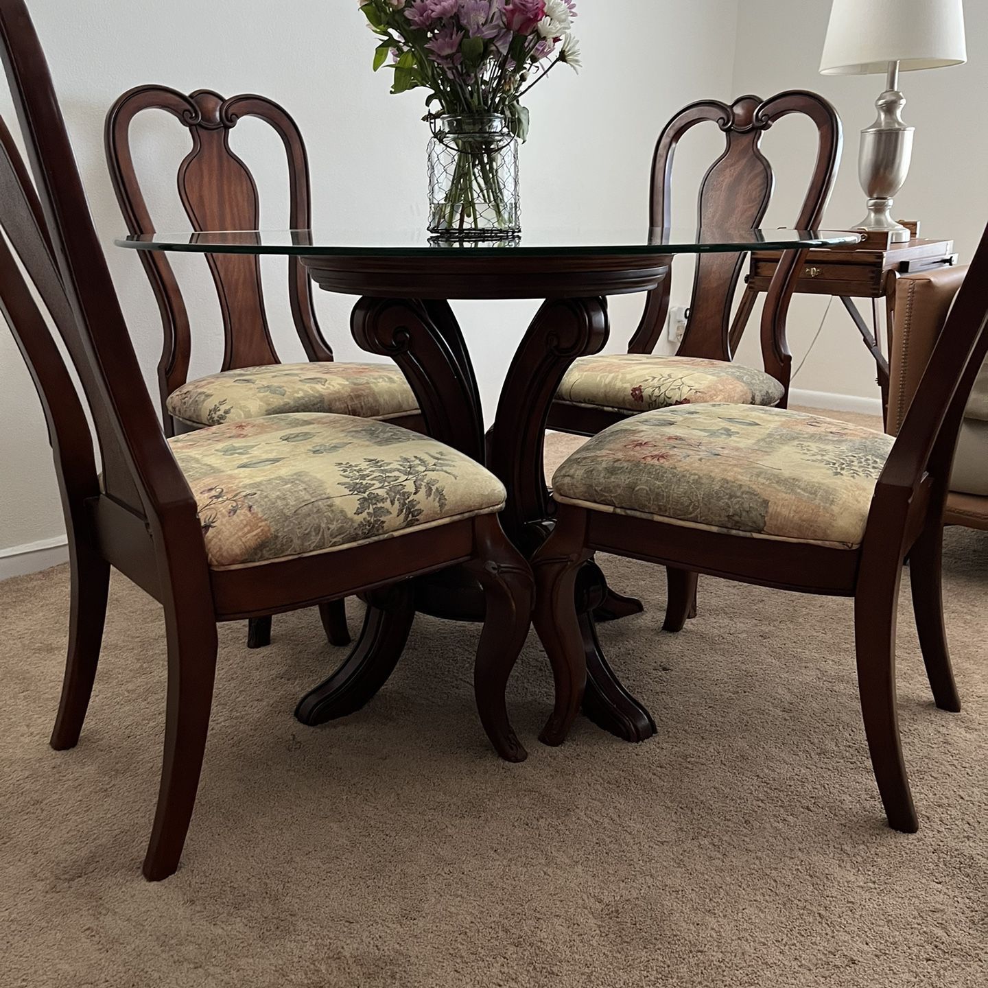 Round Dining Table + Chairs