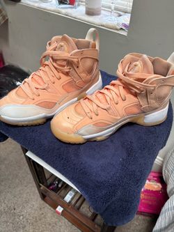 Air Jordan High-Top Sneakers Peach/Orange