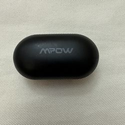 Pre-owned Mpow M30 wireless earbuds