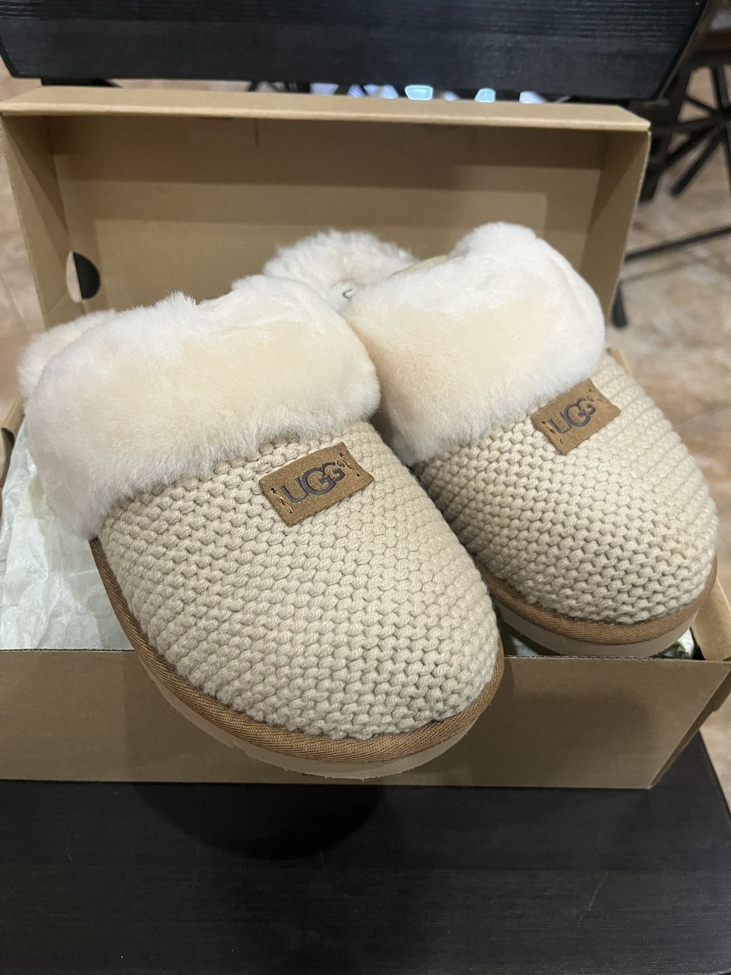 UGG Slippers Woman’s Size 8
