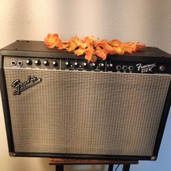 Fender Frontman 212R