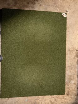 Like new Ever Golf Golf Hitting Mat