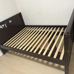 Queen bed frame And Twin