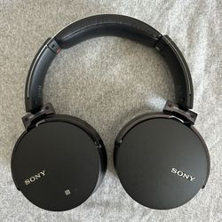 Sony MDR-XB950B1 Extra Bass Headphones