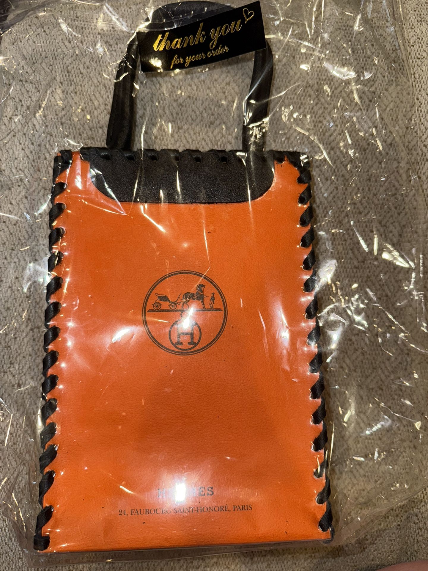 Authentic Hermès Mini Leather Tote – Boutique Collector’s Edition 🧡 MSRP: $350 | Offered now for just $150