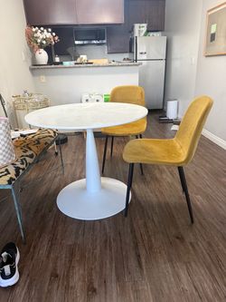 Pedestal Wayfair white table
