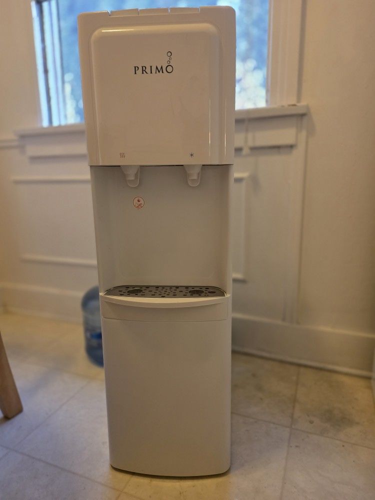 Excellent Condition PRIMO hot and Cold water dispenser, Model 601275