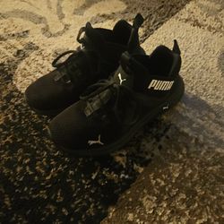 Puma Shoes Size 5c