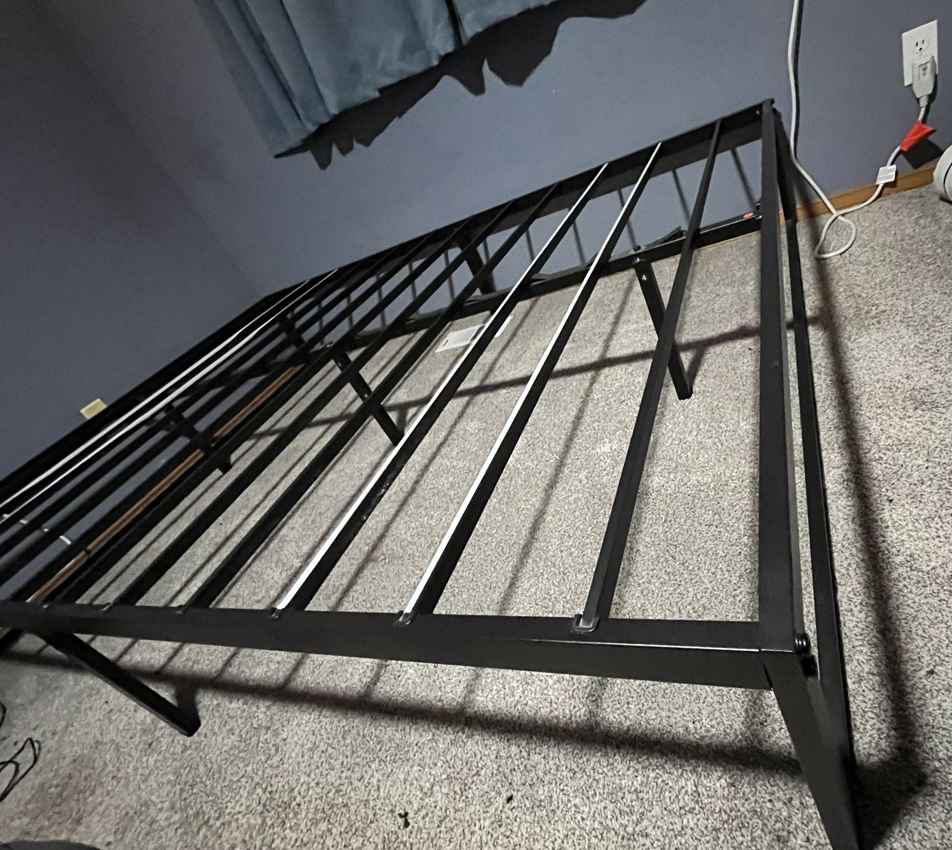 Queen Size Platform Bed