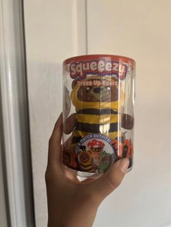 Squeezy dress up squishy bear