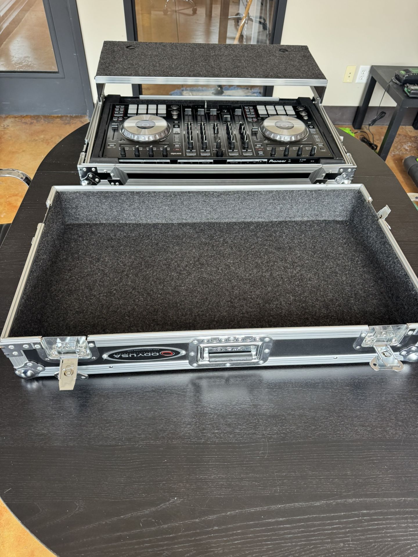 DJ Controller DDJ-SX2